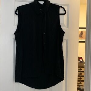 Classic sleeveless button down black top
